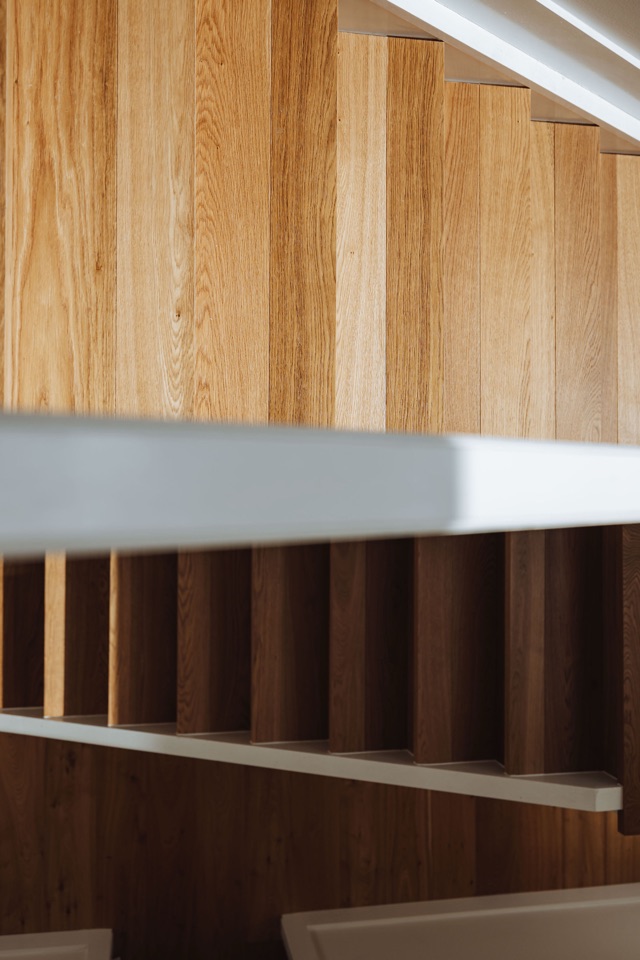 Treads and risers through the balustrade